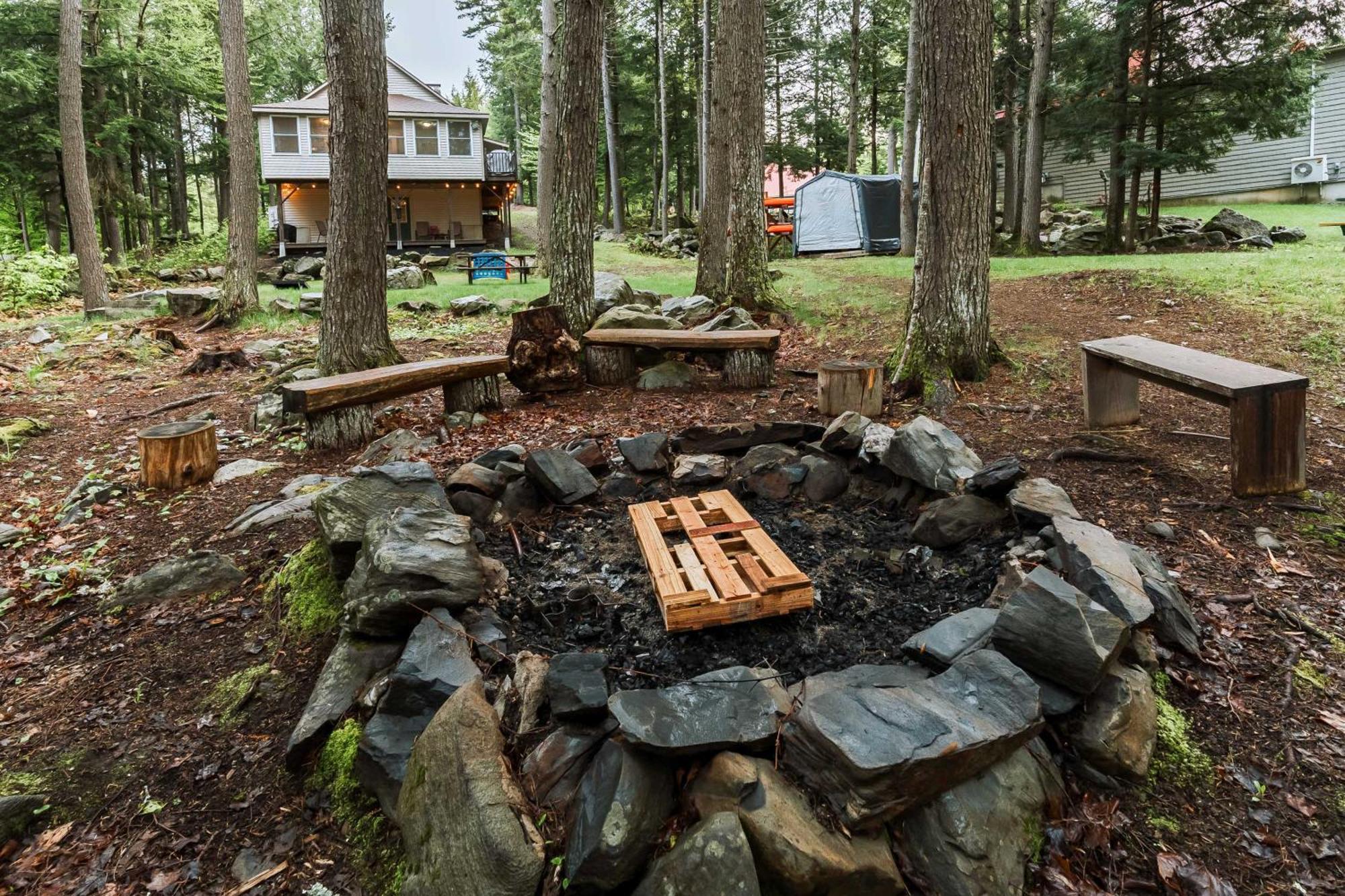 Waterfront Sebec Lake Home With Yard And Fire Pit Dover-Foxcroft Ngoại thất bức ảnh